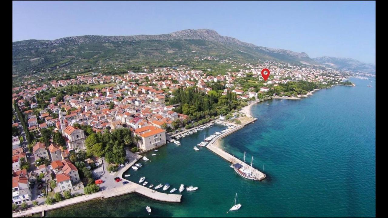 Spacious Apartment Close To The Sea In Kastel Luksic Kaštela Exterior foto